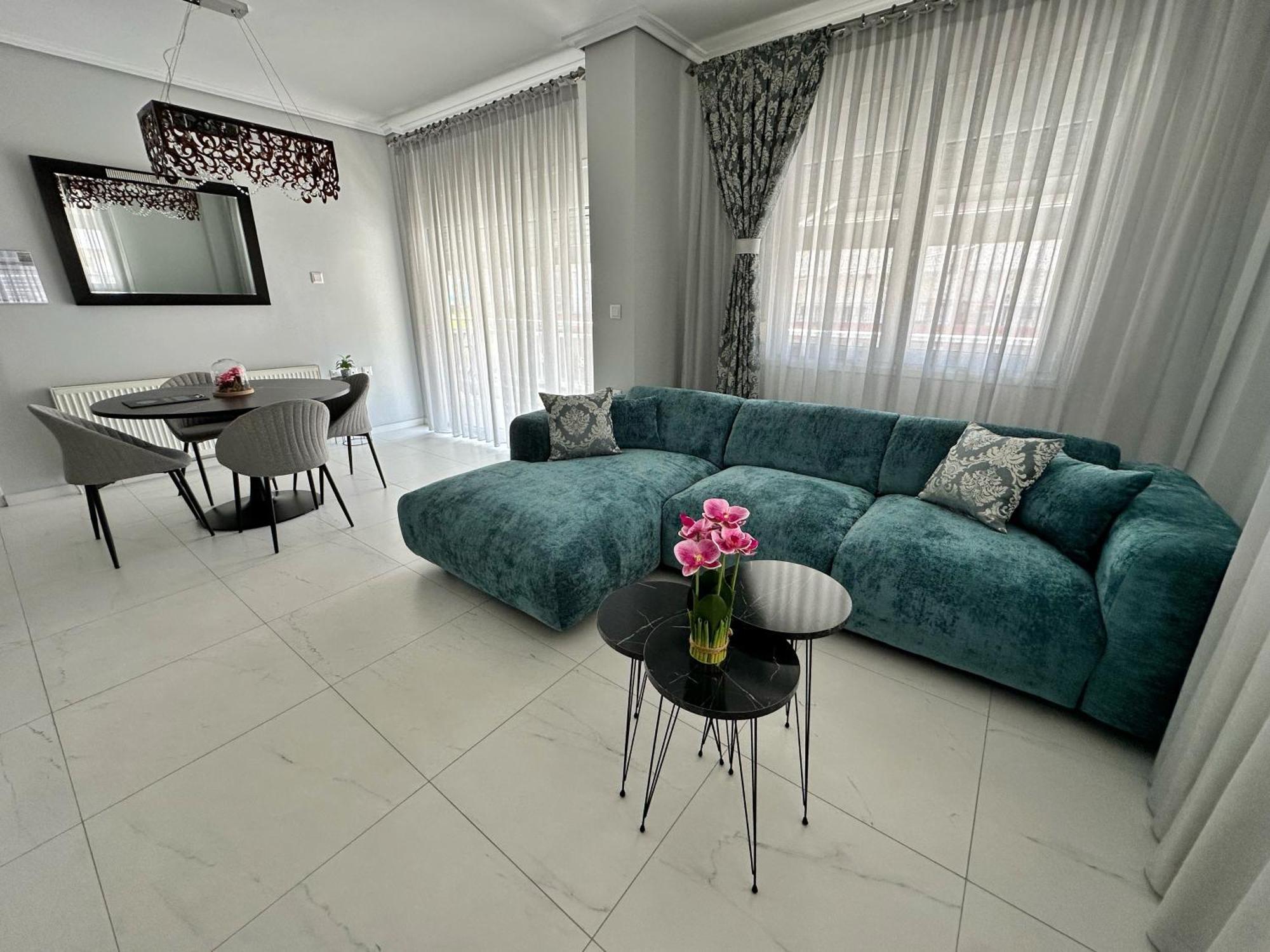 Eden Suite Paralia Buitenkant foto
